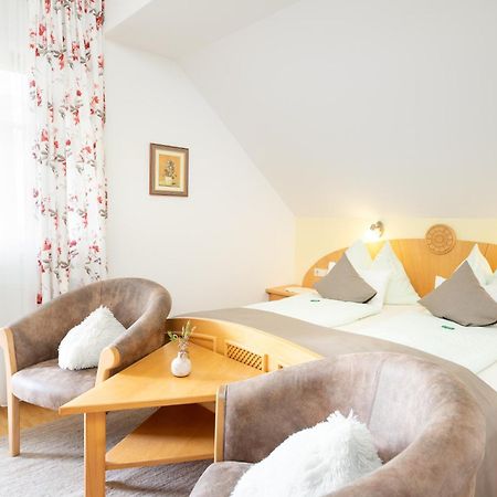 Pension Glitschnerhof Aigen im Ennstal Bagian luar foto